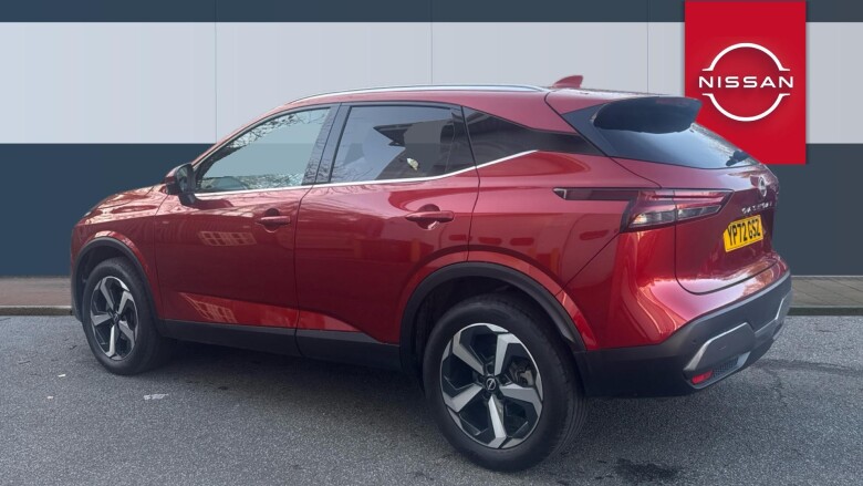 Nissan Qashqai 1.3 DiG-T MH N-Connecta 5dr Petrol Hatchback